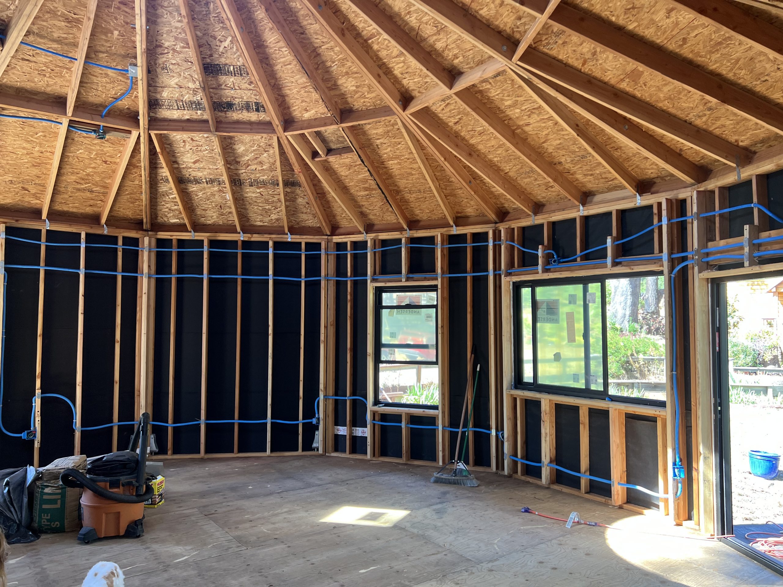 Learn to build with hempcrete: Hands-on workshop opening near Santa Cruz on August 22-23